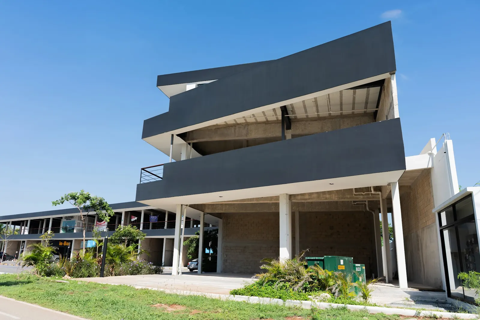 Nubia Villa Comercial