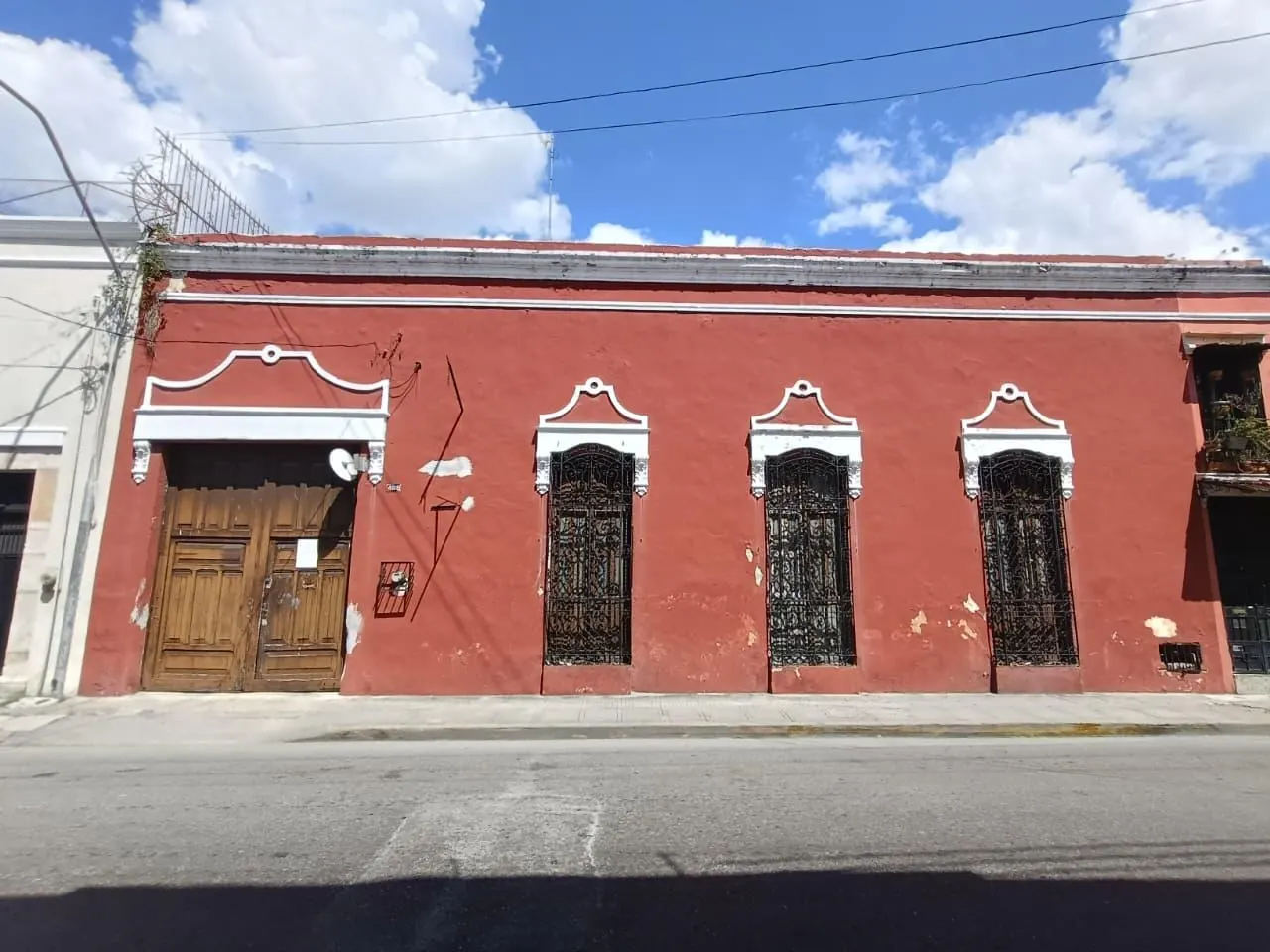 PROPIEDAD EN EL CENTRO